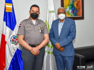 El director general de Jubilaciones y Pensiones, Juan Rosa, recibió en su despacho al director de la Policía Nacional, mayor general Alberto Then, donde trataron temas concernientes a las pensiones de los miembros de la institución del orden.