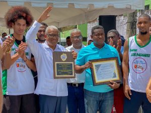 Director general de Jubilaciones y Pensiones recibe reconocimiento