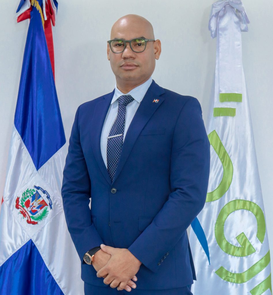 Edgar Neuton Ramírez Mejía Encargado Departamento Administrativo