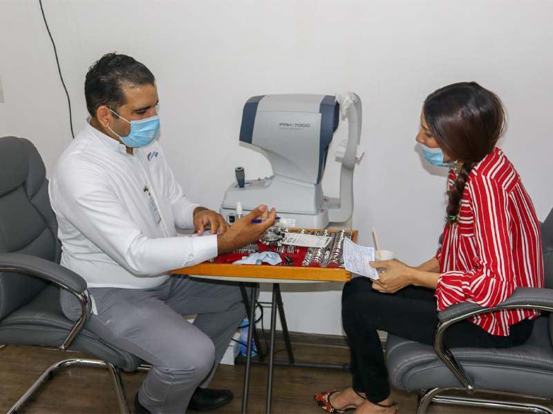 La Dirección General de Jubilaciones y Pensiones a Cargo del Estado realizó un operativo Oftalmológico a sus colaboradores, como una forma de contribuir a su salud visual y puedan tener un mejor desempeño en su vida laboral y personal.