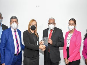 El director general de Jubilaciones y Pensiones a cargo del Estado, reafirmó su compromiso de trabajar con apego a los principios que emanan de la Constitución y las leyes para garantizar la transparencia en el servicio.