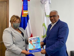 El director General de Jubilaciones y Pensiones, licenciado Juan Rosa, recibió en su despacho una visita de cortesía de la diputada por la provincia Santo Domingo Norte, Lucrecia Leyva.