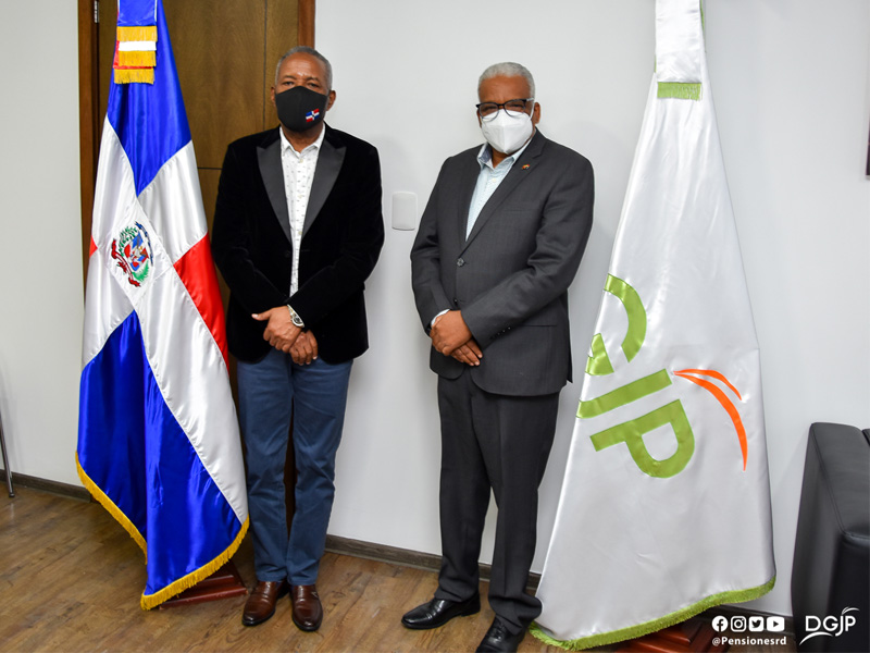 El director General de Jubilaciones y Pensiones recibe cónsul general de la República Dominicana en Madrid, España