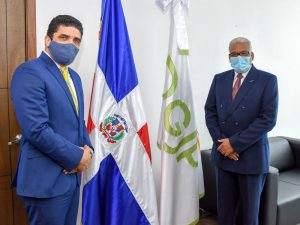 El director general de Jubilaciones y Pensiones, licenciado Juan Rosa, recibió este lunes una visita de cortesía del Coordinador de Gabinete de la Familia y Director de la Oficina de Enlace del Poder Ejecutivo con la Comunidad Cristiana, Pastor Dío Astacio, donde conversaron sobre la posibilidad de crear un Comité de Familia en la DGJP, entre otros temas de interés.