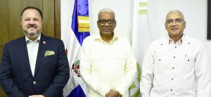 Director de Pensiones recibe a gerentes de AFP Reservas