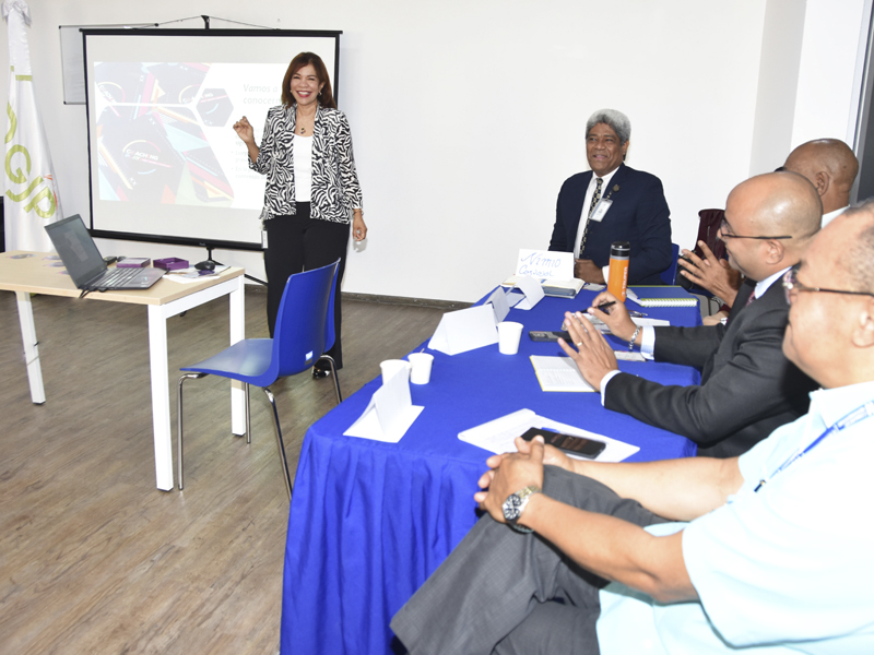 La Dirección General de Jubilaciones y Pensiones, finalizó con éxitos el curso taller Competencias Gerenciales, dirigido al personal de supervisión, directores, encargados y coordinadores de las diferentes áreas departamentales, con el propósito de brindar a los colaboradores las herramientas necesarias para fortalecer su liderazgo y promover el crecimiento de sus equipos de trabajo.