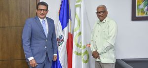 Director general de la DGJP recibe visita diputado de ultramar en Europa López Peña