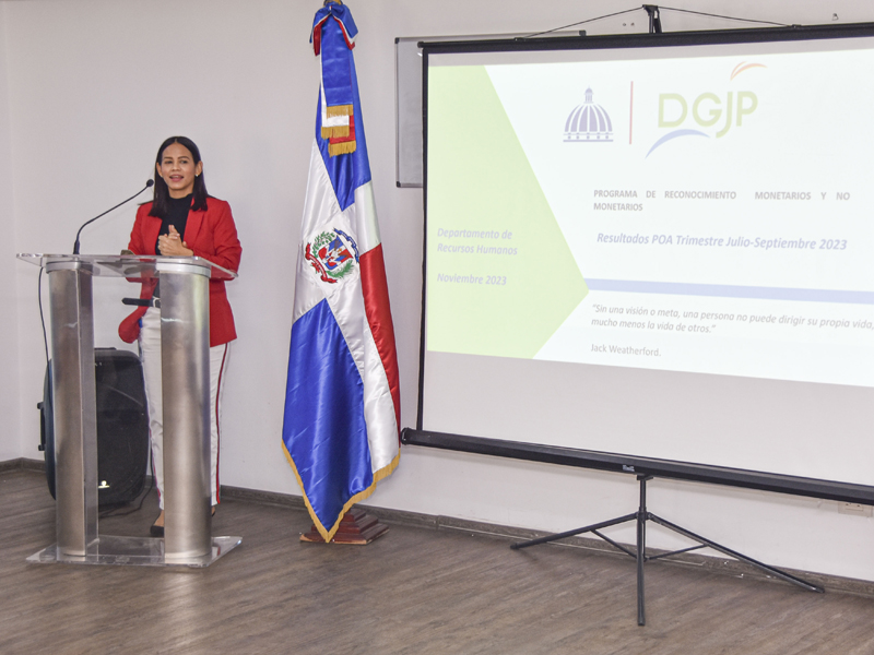 DGJP reconoce a colaboradores.