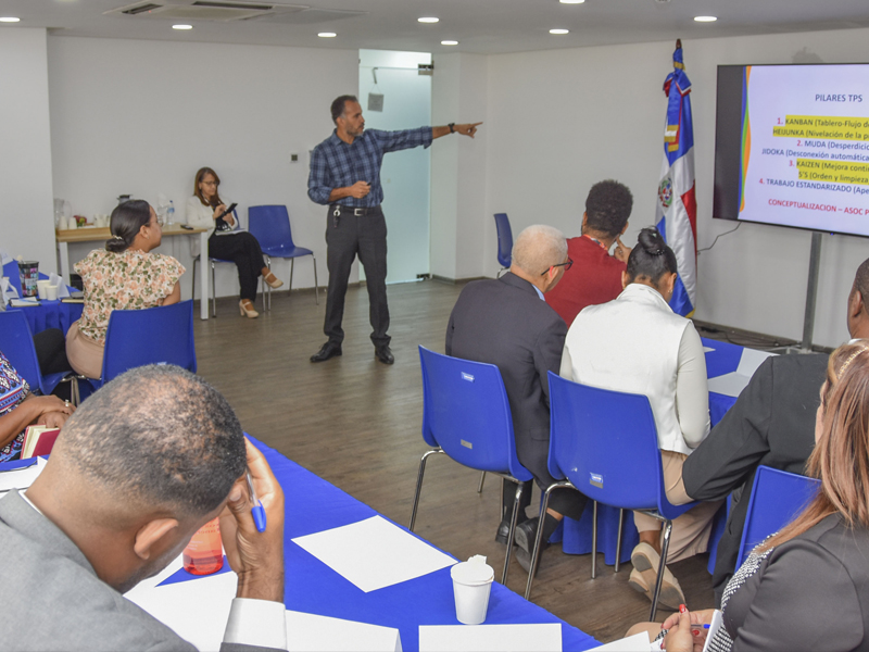 La dirección general de Jubilaciones y Pensiones, en coordinación con el Instituto Dominicano de Formación Técnico Profesional realizó el taller “Justo a Tiempo” (JAT), dirigido a colaboradores de la institución.  
