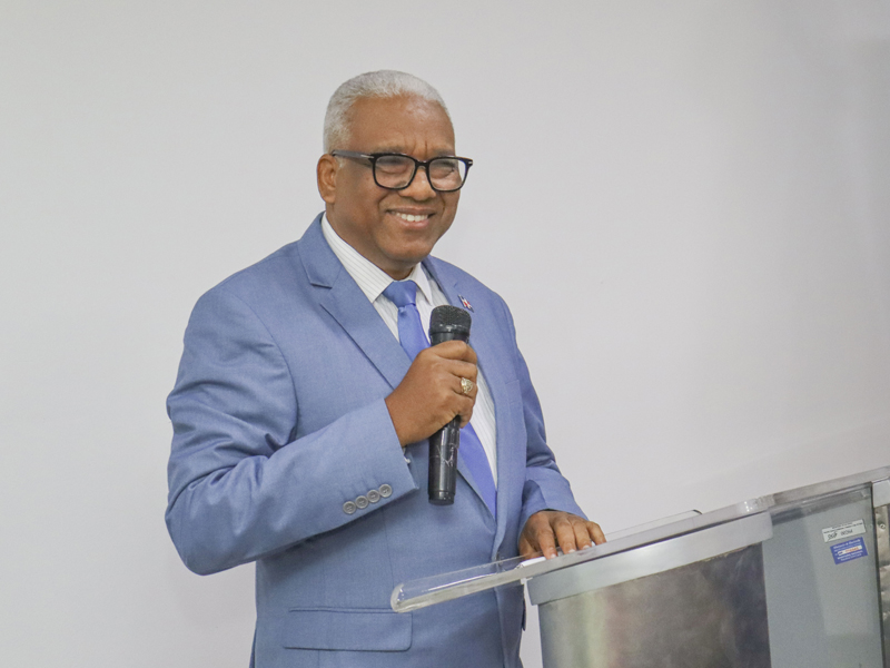 El director general Juan Rosa felicitó a los colaboradores de la institución, resaltando el lema de la semana aniversario: "Ética es Integridad".