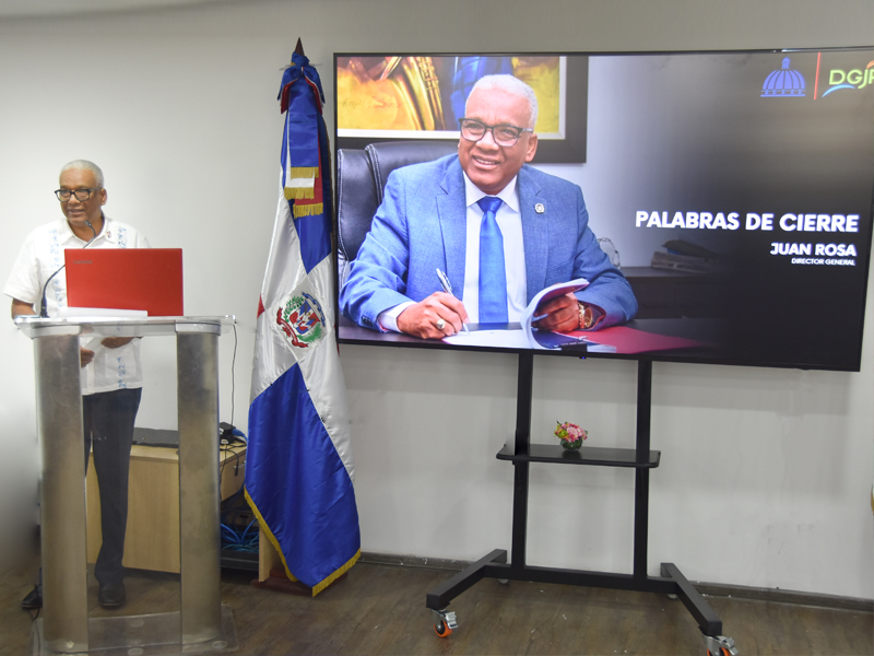 El Director General de Jubilaciones y Pensiones, licenciado Juan Rosa, expresó su satisfacción por los resultados obtenidos respecto al  Seguimiento y Monitoreo del Plan Operativo Anual (POA), en el segundo trimestre abril-junio de 2024, felicitando a los colaboradores y ganadores por su alto rendimiento, destacando que la institución alcanzó un 96.81% en la evaluación de logros a nivel institucional.