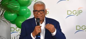 El director general de Jubilaciones y Pensiones a Cargo del Estado (DGJP), licenciado Juan Rosa, dijo que esa institución      no es un depósito de personas mayores, sino un lugar donde se trata con dignidad tanto a los adultos mayores como a los beneficiarios de pensiones por discapacidad y pensiones solidarias, al tiempo que manifestó que en estos cuatro años han sido otorgadas 59,703 nuevas pensiones de ese tipo.   