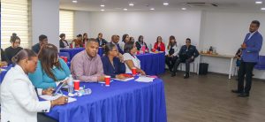 Con el objetivo de fortalecer las capacidades y habilidades a la hora de comunicar de forma efectiva, la Dirección General de Jubilaciones y Pensiones a Cargo del Estado (DGJP) en conjunto con el Instituto de Formación Técnico Profesional (INFOTEP), iniciaron este miércoles el curso taller sobre Maestría de Ceremonias, dirigido a colaboradores de diferentes áreas de la institución.