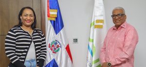 El director general de Jubilaciones y Pensiones a Cargo del Estado, licenciado Juan Rosa, recibió en su despacho la visita de cortesía de la cónsul dominicana en Valencia, la señora Gloria Claritza Guevara Arboleda, con el fin de estrechar los lazos de hermandad e impactar de manera positiva en la diáspora.
