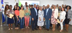 La Dirección General de Jubilaciones y Pensiones a Cargo del Estado (DGJP), a través del departamento del Sistema de Reparto y Control de Pensionados, impartió la charla "Sistema de Reparto: Procedimientos y Beneficios para los Empleados", dirigida a colaboradores de distintas instituciones estatales, con el objetivo de proporcionar los conocimientos necesarios sobre la obtención de una pensión y fomentar la multiplicación de esta información en sus entornos laborales y familiares.