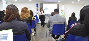 La Dirección General de Jubilaciones y Pensiones a Cargo del Estado (DGJP), en coordinación con el Instituto Nacional de Protección de los Derechos del Consumidor (PRO-CONSUMIDOR), dictó la charla titulada “Derechos del Consumidor”, dirigidos a directores, coordinadores y colaboradores de las diferentes áreas departamentales.