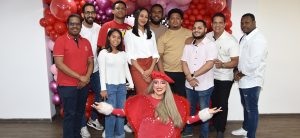 La Dirección General de Jubilaciones y Pensiones a Cargo del Estado (DGJP), celebró este viernes el Día de San Valentín con una emotiva actividad destinada a fortalecer los lazos de compañerismo, promover las relaciones interpersonales y crear un ambiente de armonía dentro de la institución.