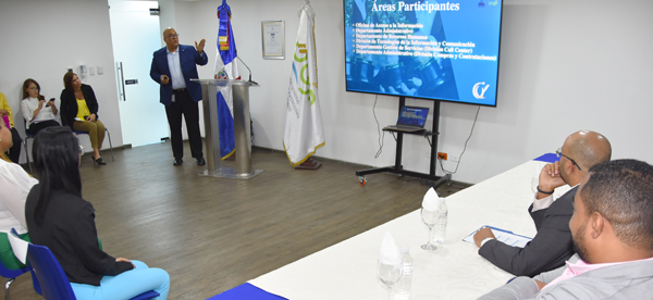 La Dirección General de Jubilaciones y Pensiones (DGJP) celebró con entusiasmo la ceremonia de premiación del concurso "Un Slogan para la Excelencia", iniciativa que busca integrar al personal con miras a participar al Premio Nacional a la Calidad, otorgado por el Ministerio de Administración Publica (MAP) a las instituciones que demuestran logros sobresalientes en gestión organizacional, liderazgo, estrategias y desarrollo del talento humano.