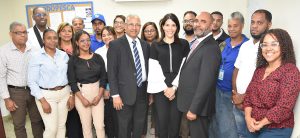 Con el objetivo de fortalecer los conocimientos en materia de pensiones entre los servidores públicos del Consejo Dominicano de Pesca y Acuicultura (CODOPESCA) y la Oficina para el Reordenamiento del Transporte (OPRET), la Dirección General de Jubilaciones y Pensiones a Cargo del Estado (DGJP) impartió la charla titulada "Sistema de Reparto: procedimientos y beneficios para los afiliados". Las capacitaciones estuvieron a cargo de los licenciados, Francia de los Santos, José Santos y Sebastián Figuereo, facilitadores de la DGJP, quienes abordaron temas fundamentales relacionados con el Sistema de Reparto Estatal y su marco legal.