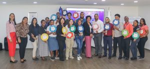 En el marco de la semana de la ética, la Dirección General de Jubilaciones y Pensiones a Cargo del Estado (DGJP) y la Comisión de Integridad Gubernamental y Cumplimiento Normativo, realizaron la competencia “Reto del laberinto Ético” donde participaron los colaboradores más experimentados en juegos digitales de la DGJP.