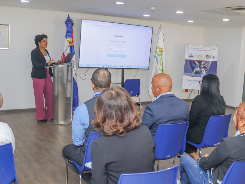 En el marco de la semana de la ética, la Dirección General de Jubilaciones y Pensiones a Cargo del Estado (DGJP) y la Comisión de Integridad Gubernamental y Cumplimiento Normativo, realizaron la competencia “Reto del laberinto Ético” donde participaron los colaboradores más experimentados en juegos digitales de la DGJP.