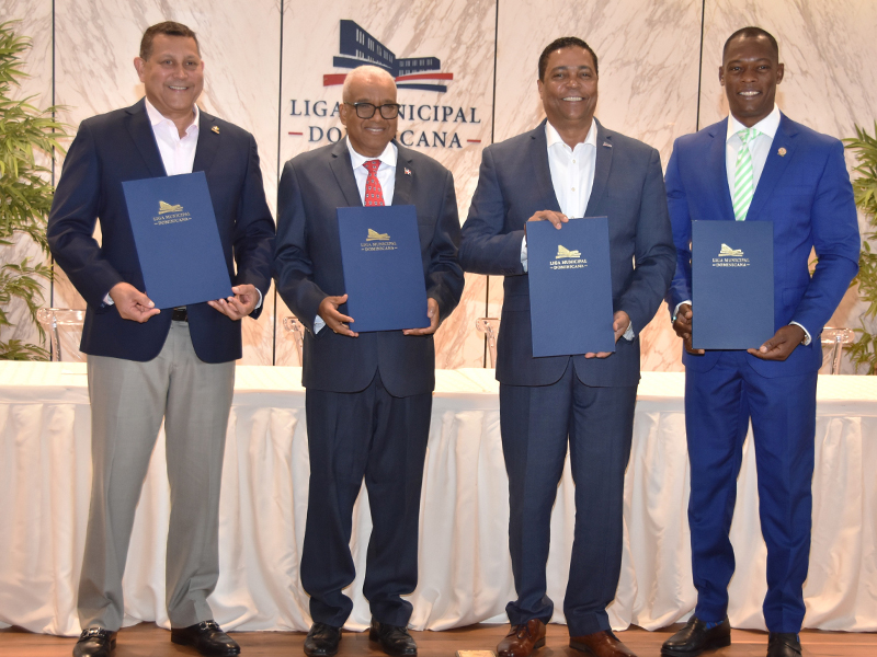 La Dirección General de Jubilaciones y Pensiones a Cargo del Estado (DGJP), la Liga Municipal Dominicana (LMD), la Federación Dominicana de Municipios (FEDOMU) y la Federación Dominicana de Distritos Municipales (FEDODIM) trabajarán de manera coordinada para fortalecer el sistema de verificación de datos sobre los beneficiarios de pensión, de manera que involucrarán a los gobiernos locales en la notificación de defunciones de personas en cada municipio y distrito municipal del país. La Dirección General de Jubilaciones y Pensiones a Cargo del Estado (DGJP), la Liga Municipal Dominicana (LMD), la Federación Dominicana de Municipios (FEDOMU) y la Federación Dominicana de Distritos Municipales (FEDODIM) trabajarán de manera coordinada para fortalecer el sistema de verificación de datos sobre los beneficiarios de pensión, de manera que involucrarán a los gobiernos locales en la notificación de defunciones de personas en cada municipio y distrito municipal del país.