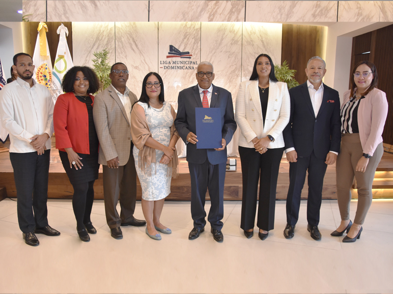 La Dirección General de Jubilaciones y Pensiones a Cargo del Estado (DGJP), la Liga Municipal Dominicana (LMD), la Federación Dominicana de Municipios (FEDOMU) y la Federación Dominicana de Distritos Municipales (FEDODIM) trabajarán de manera coordinada para fortalecer el sistema de verificación de datos sobre los beneficiarios de pensión, de manera que involucrarán a los gobiernos locales en la notificación de defunciones de personas en cada municipio y distrito municipal del país. La Dirección General de Jubilaciones y Pensiones a Cargo del Estado (DGJP), la Liga Municipal Dominicana (LMD), la Federación Dominicana de Municipios (FEDOMU) y la Federación Dominicana de Distritos Municipales (FEDODIM) trabajarán de manera coordinada para fortalecer el sistema de verificación de datos sobre los beneficiarios de pensión, de manera que involucrarán a los gobiernos locales en la notificación de defunciones de personas en cada municipio y distrito municipal del país.