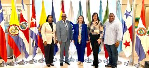 El director general de Jubilaciones y Pensiones a Cargo del Estado, licenciado Juan Rosa, y otros 23 representantes de instituciones de seguridad social y protección social de Argentina, Bolivia, Brasil, Chile, Colombia, Costa Rica, Paraguay , Ecuador y Uruguay, participaron en la apertura de la fase presencial de la XXVIII edición del Máster de Formación Permanente en Dirección y Gestión de los Sistemas de Seguridad Social, organizado por la Organización Iberoamericana de Seguridad Social (OISS) y la Universidad de Alcalá.