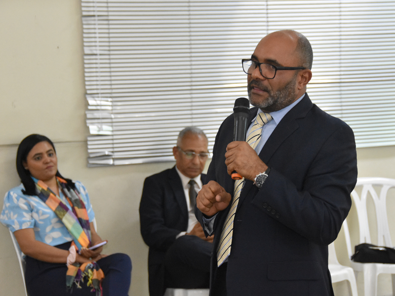 La Dirección General de Jubilaciones y Pensiones a Cargo del Estado (DGJP) impartió una charla titulada “Sistema de Reparto Estatal y sus Leyes conexas: Procedimientos y Beneficios”, a colaboradores del Instituto Postal Dominicano (INPOSDOM), con el objetivo de fortalecer sus conocimientos en materia previsional y convertirlos en multiplicadores de los temas abordados.