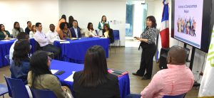 La Dirección General de Jubilaciones y Pensiones a Cargo del Estado (DGJP), en coordinación con el Instituto de Formación Técnico Profesional (INFOTEP), impartió la charla “Liderazgo Gerencial y Supervisión”, dirigida a encargados, coordinadores y supervisores de las distintas áreas departamentales de la DGJP.