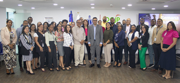 Bajo el lema “Construyendo juntos una cultura de calidad y mejora continua”, la Dirección General de Jubilaciones y Pensiones a Cargo del Estado (DGJP) celebró la Semana de la Calidad 2025, una jornada dedicada a promover la innovación y la excelencia en la gestión pública, con la realización de tres conferencias magistrales sobre liderazgo, eficiencia institucional y servicio al ciudadano.