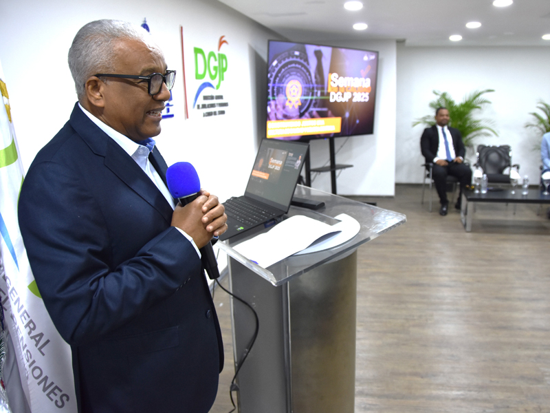 Bajo el lema “Construyendo juntos una cultura de calidad y mejora continua”, la Dirección General de Jubilaciones y Pensiones a Cargo del Estado (DGJP) celebró la Semana de la Calidad 2025, una jornada dedicada a promover la innovación y la excelencia en la gestión pública, con la realización de tres conferencias magistrales sobre liderazgo, eficiencia institucional y servicio al ciudadano.