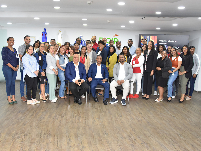 Bajo el lema “Construyendo juntos una cultura de calidad y mejora continua”, la Dirección General de Jubilaciones y Pensiones a Cargo del Estado (DGJP) celebró la Semana de la Calidad 2025, una jornada dedicada a promover la innovación y la excelencia en la gestión pública, con la realización de tres conferencias magistrales sobre liderazgo, eficiencia institucional y servicio al ciudadano.