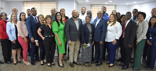 La Dirección General de Jubilaciones y Pensiones a Cargo del Estado (DGJP) puso en ejecución su Tercera Versión Carta Compromiso al Ciudadano, un documento orientado a fortalecer el ejercicio de los derechos ciudadanos, transparentar el uso de los recursos públicos y garantizar estándares de calidad en los servicios administrativos que ofrece la institución.