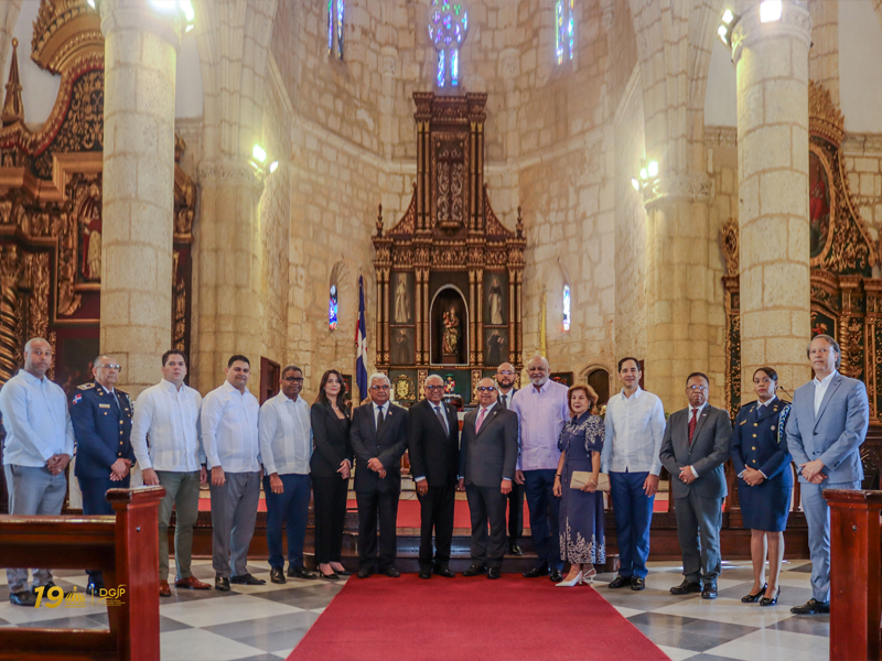 El director general de Jubilaciones y Pensiones a Cargo del Estado (DGJP), licenciado Juan Rosa, informó que desde el año 2020 a la fecha la institución ha alcanzado logros significativos que han impactado de manera directa a miles de jubilados y pensionados, destacando la incorporación de 168,576 nuevas pensiones en sus distintas modalidades, como parte del compromiso del Gobierno del presidente Luis Abinader con la equidad, la justicia social y el bienestar ciudadano. El director general de Jubilaciones y Pensiones a Cargo del Estado (DGJP), licenciado Juan Rosa, informó que desde el año 2020 a la fecha la institución ha alcanzado logros significativos que han impactado de manera directa a miles de jubilados y pensionados, destacando la incorporación de 168,576 nuevas pensiones en sus distintas modalidades, como parte del compromiso del Gobierno del presidente Luis Abinader con la equidad, la justicia social y el bienestar ciudadano.