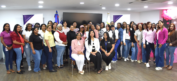 En el marco de la conmemoración del Día Internacional de la Mujer, la Dirección General de Jubilaciones y Pensiones a Cargo del Estado (DGJP), realizó la charla “Cuidado de la piel en la mujer”, dirigida a las colaboradoras de la institución, con el objetivo de orientar y resaltar la importancia de mantener hábitos adecuados para la salud y el cuidado de la piel en cada etapa de la vida.