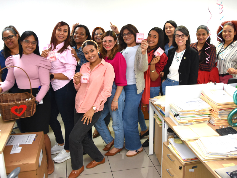 En el marco de la conmemoración del Día Internacional de la Mujer, la Dirección General de Jubilaciones y Pensiones a Cargo del Estado (DGJP), realizó la charla “Cuidado de la piel en la mujer”, dirigida a las colaboradoras de la institución, con el objetivo de orientar y resaltar la importancia de mantener hábitos adecuados para la salud y el cuidado de la piel en cada etapa de la vida.