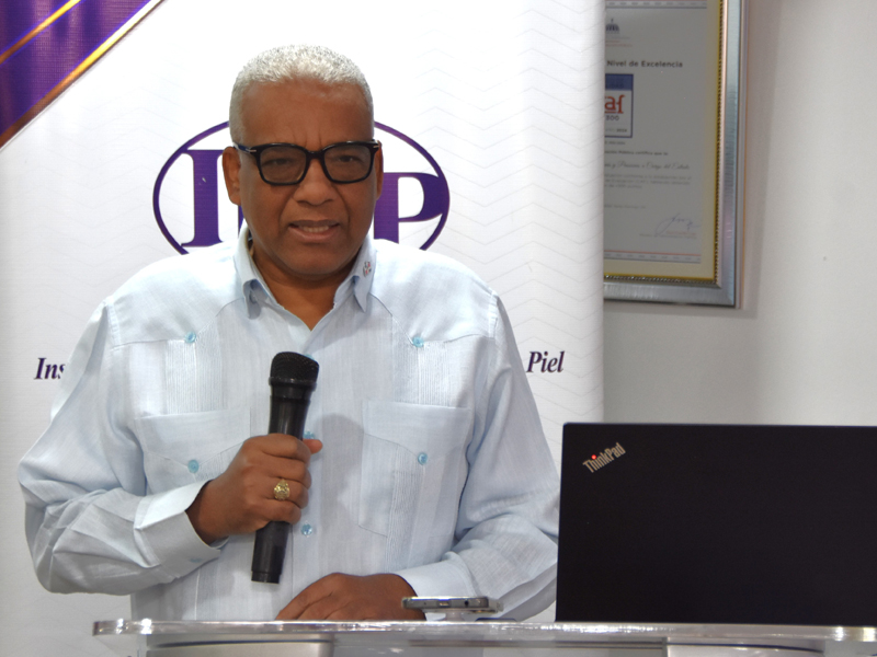 En el marco de la conmemoración del Día Internacional de la Mujer, la Dirección General de Jubilaciones y Pensiones a Cargo del Estado (DGJP), realizó la charla “Cuidado de la piel en la mujer”, dirigida a las colaboradoras de la institución, con el objetivo de orientar y resaltar la importancia de mantener hábitos adecuados para la salud y el cuidado de la piel en cada etapa de la vida.