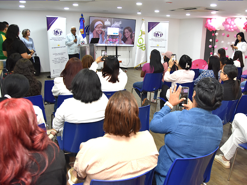 En el marco de la conmemoración del Día Internacional de la Mujer, la Dirección General de Jubilaciones y Pensiones a Cargo del Estado (DGJP), realizó la charla “Cuidado de la piel en la mujer”, dirigida a las colaboradoras de la institución, con el objetivo de orientar y resaltar la importancia de mantener hábitos adecuados para la salud y el cuidado de la piel en cada etapa de la vida.