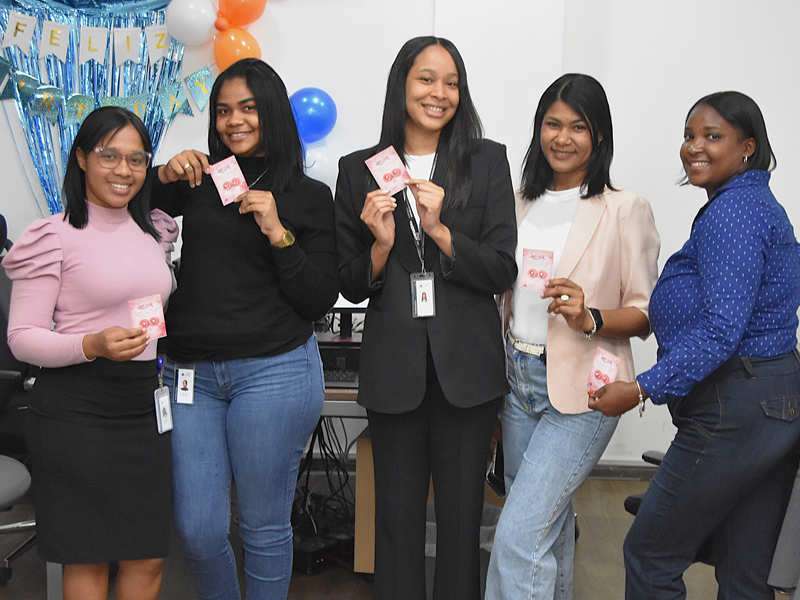 En el marco de la conmemoración del Día Internacional de la Mujer, la Dirección General de Jubilaciones y Pensiones a Cargo del Estado (DGJP), realizó la charla “Cuidado de la piel en la mujer”, dirigida a las colaboradoras de la institución, con el objetivo de orientar y resaltar la importancia de mantener hábitos adecuados para la salud y el cuidado de la piel en cada etapa de la vida.