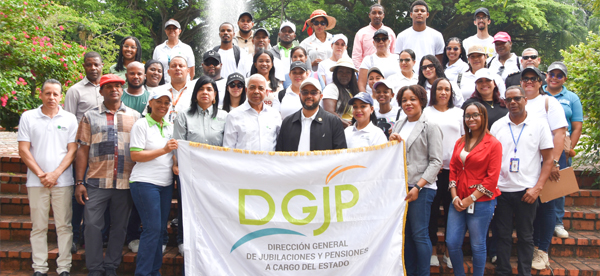 Con motivo de la conmemoración del Día Mundial de la Biodiversidad y con el propósito de contribuir a la preservación del medio ambiente, así como promover espacios limpios y saludables para el disfrute de la ciudadanía, la Dirección General de Jubilaciones y Pensiones a Cargo del Estado (DGJP), en conjunto con el  Departamento de Educación Ambiental  del Jardin Botánico Nacional, realizó con éxito una jornada de limpieza y saneamiento en esa reserva natural y centro de investigación.