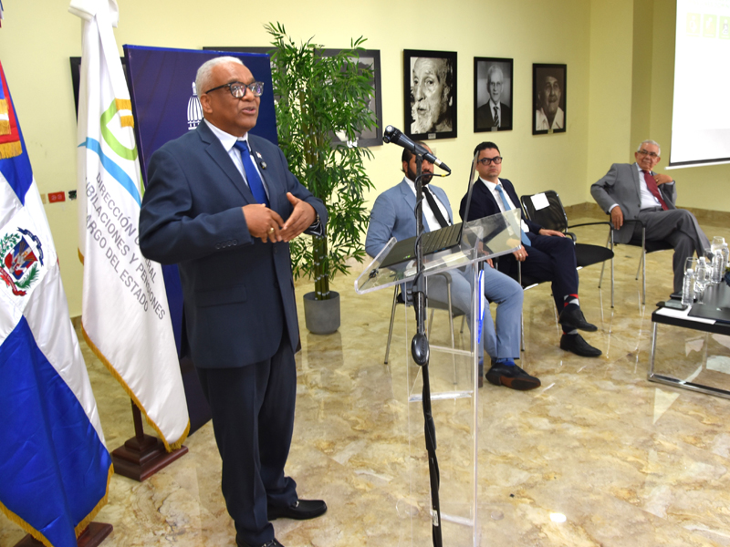 La Dirección General de Jubilaciones y Pensiones a Cargo del Estado (DGJP), realizó el foro “Impacto Social de la Pensiones en República dominicana, Reducción de Pobreza y Avances”, un importante espacio de análisis, reflexión e intercambio de experiencias sobre los avances, desafíos y perspectivas del sistema previsional de la República Dominicana. La Dirección General de Jubilaciones y Pensiones a Cargo del Estado (DGJP), realizó el foro “Impacto Social de la Pensiones en República dominicana, Reducción de Pobreza y Avances”, un importante espacio de análisis, reflexión e intercambio de experiencias sobre los avances, desafíos y perspectivas del sistema previsional de la República Dominicana.