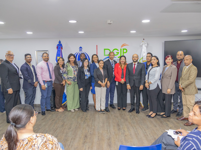 La Asociación de Servidores Públicos (ASP) de la Dirección General de Jubilaciones y Pensiones a Cargo del Estado (DGJP) celebró su Asamblea General Ordinaria para elegir la nueva directiva que encabezará la organización durante el período 2026-2028, en cumplimiento de la Ley núm. 41-08 de Función Pública y su Reglamento de Aplicación núm. 523-09. La Asociación de Servidores Públicos (ASP) de la Dirección General de Jubilaciones y Pensiones a Cargo del Estado (DGJP) celebró su Asamblea General Ordinaria para elegir la nueva directiva que encabezará la organización durante el período 2026-2028, en cumplimiento de la Ley núm. 41-08 de Función Pública y su Reglamento de Aplicación núm. 523-09.