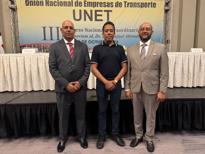 La Dirección General de Jubilaciones y Pensiones a Cargo del Estado (DGJP) reafirmó su compromiso con el fortalecimiento de la educación previsional y la orientación sobre los derechos y beneficios de la seguridad social, durante el III Congreso Nacional Extraordinario de la Unión Nacional de Empresas de Transporte (UNET), celebrado en el Hotel Renaissance Jaragua Santo Domingo. La Dirección General de Jubilaciones y Pensiones a Cargo del Estado (DGJP) reafirmó su compromiso con el fortalecimiento de la educación previsional y la orientación sobre los derechos y beneficios de la seguridad social, durante el III Congreso Nacional Extraordinario de la Unión Nacional de Empresas de Transporte (UNET), celebrado en el Hotel Renaissance Jaragua Santo Domingo.